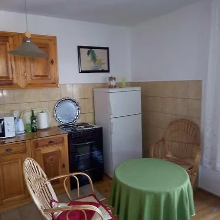 Holiday home Nana *