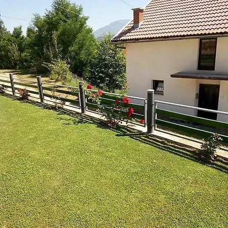 Nana * Бугойно